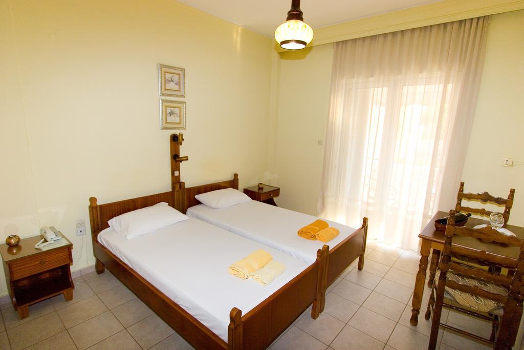 Miami Studios Loutra Edipsou  Room photo